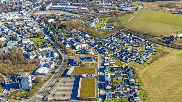 Versuchter Raub: Jugendliche greifen Velberter an
