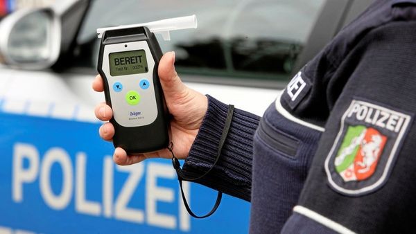 Velbert: Polizei stellt alkoholisierten 83-Jährigen
