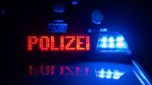 Großkontrolle der Polizei in Velbert am Berg: 16 Verstöße