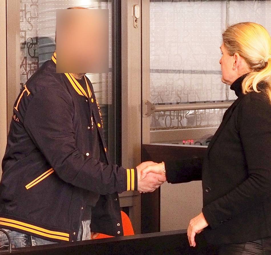 Velbert-Neviges/Wuppertal: Betrug mit Landmaschinen: Prozess weitet sich aus