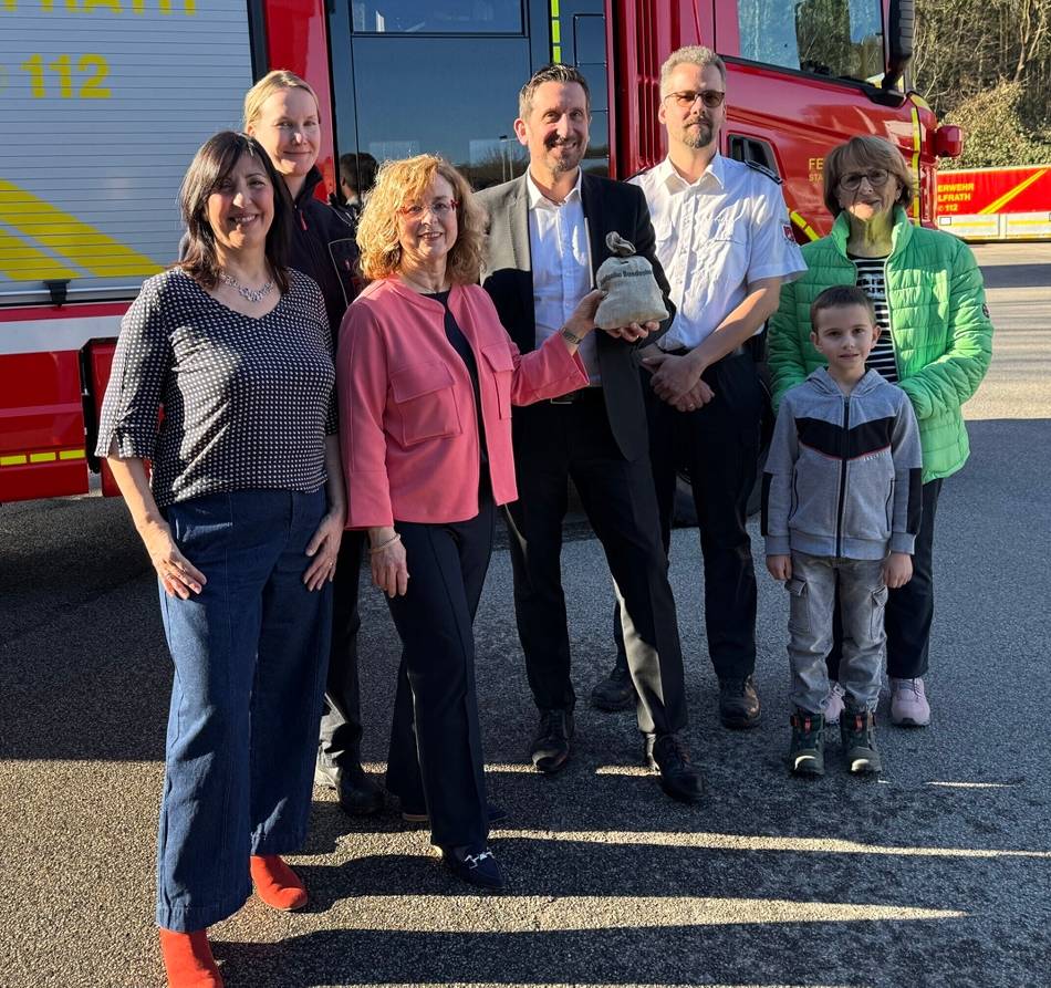Wülfrath: Spende für Feuerwehr-Förderverein