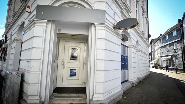 Spielhalle in Velbert geschlossen: Betreiber wortkarg