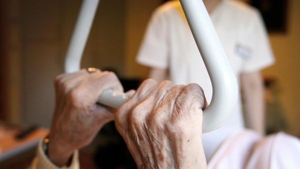 „Fast kriminell“: Velberter klagt über Zustände in der Pflege