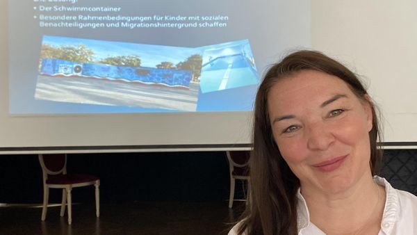 Containerbad statt Heljensbad: Das plant Schwimmlehrerin