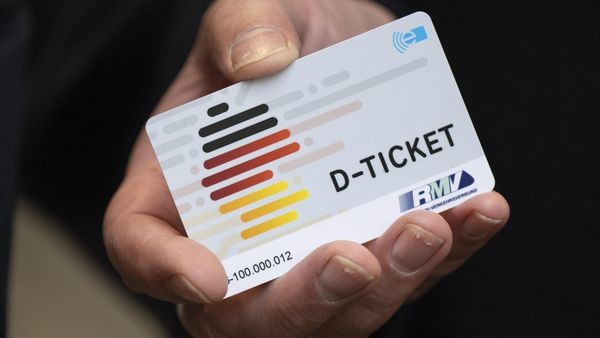 Velberter Schüler bekommen weiterhin ein Deutschlandticket