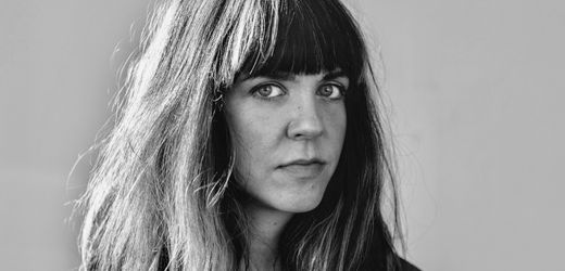 Roman »delulu« von Julia Friese: Traum am Saum der Hölle