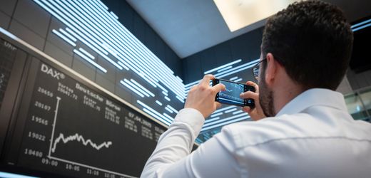 Börse: Dax boomt, Deutschland profitiert im globalen Vergleich, JPMorgan sieht Vorteile für europäische Anleger