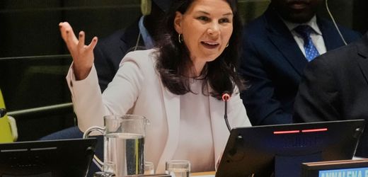 Annalena Baerbock wehrt sich gegen Propaganda aus Russland über ihren Großvater