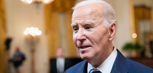 Joe Biden: »Stolzer Pop« feiert nach Krebsdiagnose Abschluss von Enkel Hunter