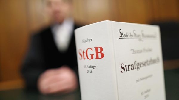 Sex-Übergriff nach Party: 6000 Euro Strafe für Velberter