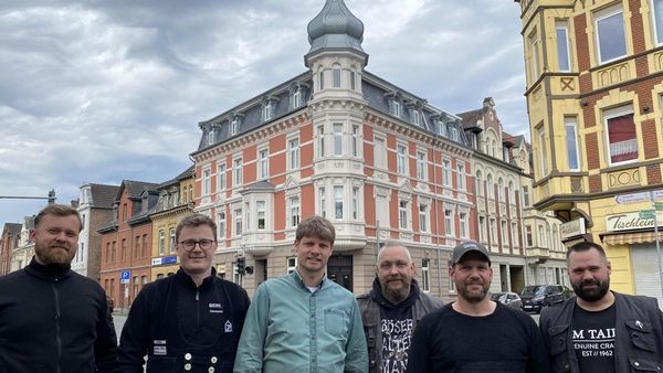 „Nur einmal im Leben“: Handwerker vollenden Altbau in Velbert