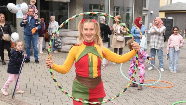 Es darf gebaggert werden beim Heiligenhauser Frühlingsfest