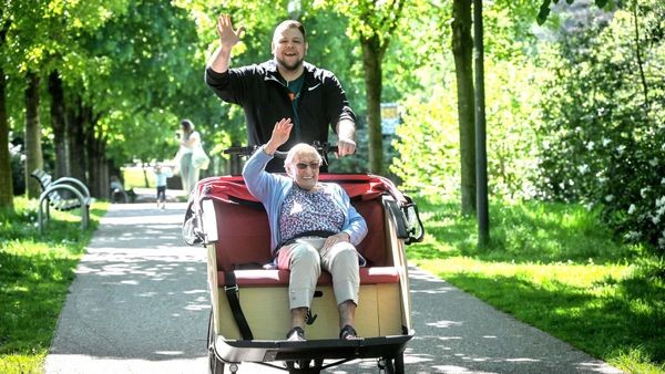 Freiheit auf drei Rädern: Velberts Senioren erobern Straßen