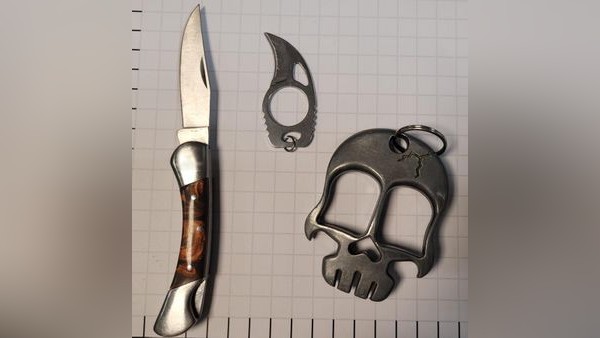 Velberter festgenommen: Waffen, Drogen und zwei Haftbefehle