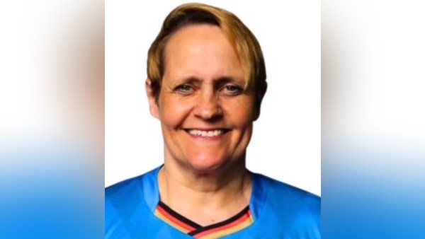 51-jährige Velberterin fährt zur WM: Sie hütet das Tor für Deutschland