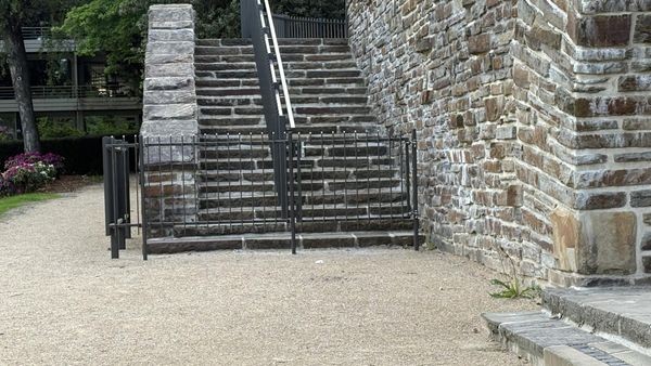 Warum der Zugang zum Velberter Ehrenmal jetzt versperrt ist