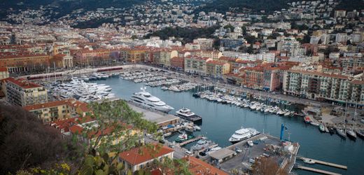 Nizza verbietet großen Kreuzfahrtschiffen das Anlegen