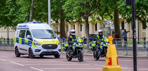 Großbritannien wirft drei Männern aus Iran Spionage vor