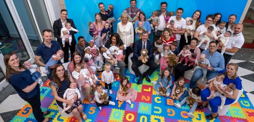 Markus Söder hat 620 Patenkinder