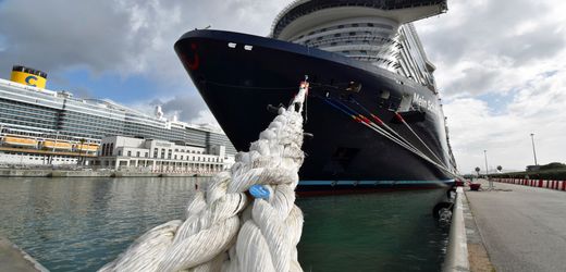 »Mein Schiff Relax« vor der Taufe: Ein kleines bisschen Glamour – und nix Neues im Tank