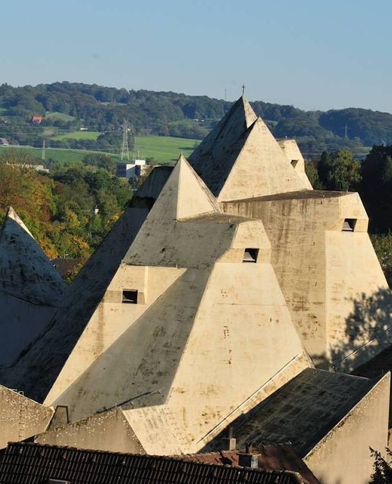 Überblick: So wird in Neviges und auf Tönisheide das Osterfest begangen