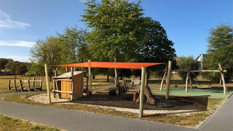 Issums Politik ist sich einig: Bäume statt Sonnensegel für Spielplätze