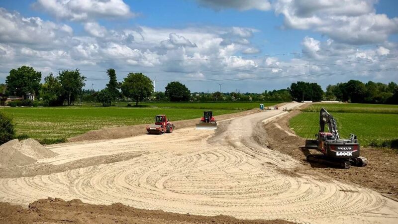 Diskussion um Ferienpark Reeser Meer: Reeser Meer: Radfahrer umgehen Sperrung