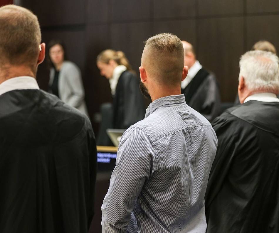 Prozess in Düsseldorf: Polizist schießt Flüchtenden in Rücken – „Habe keine Wahl gehabt“