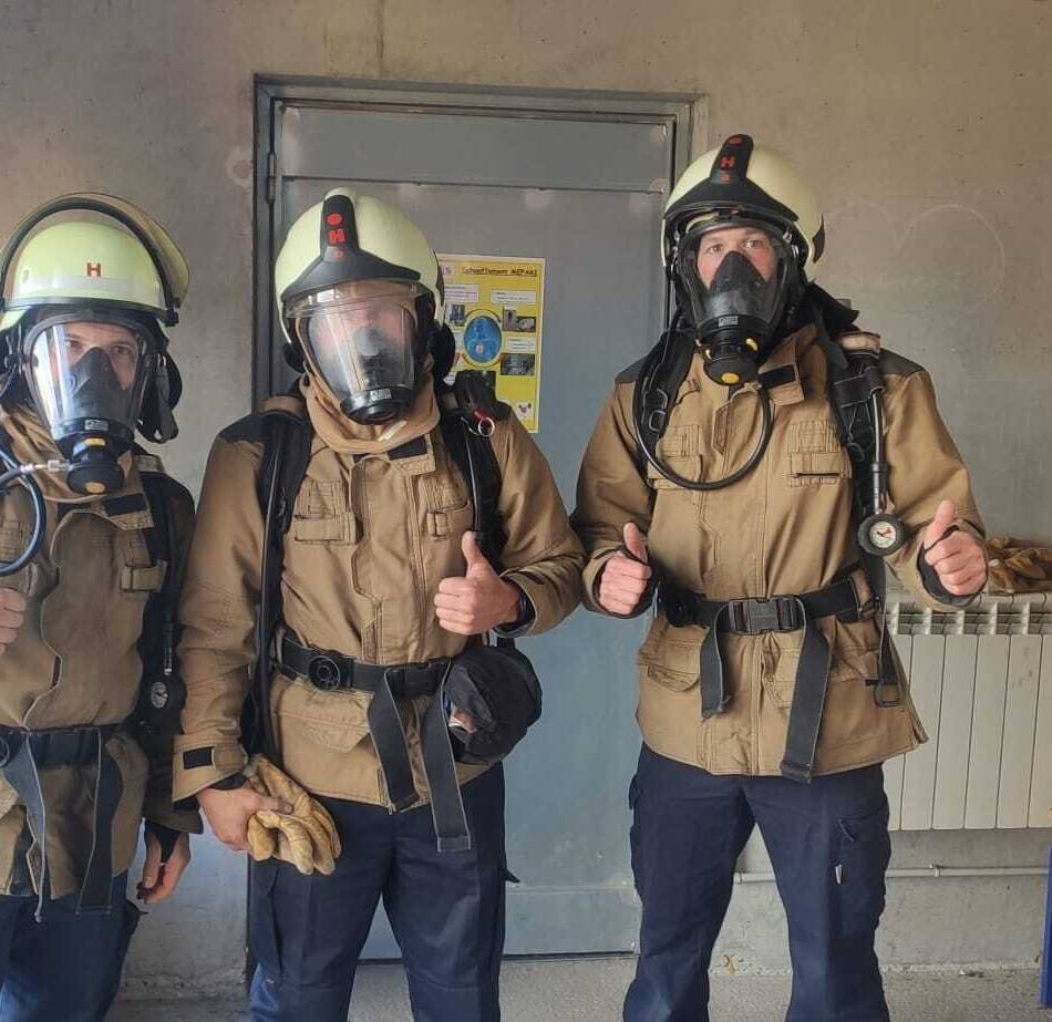 Deutsch-französische Freundschaft: Grevenbroicher Feuerwehr trainiert in Frankreich für den Ernstfall
