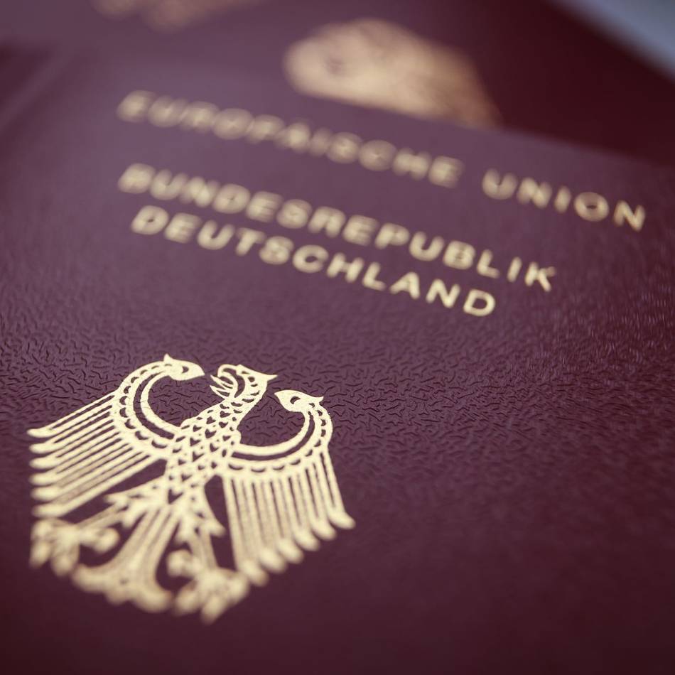 Digitale Passfotos seit 1. Mai Pflicht: Neuer Passbild-Terminal in Grefrath in Betrieb