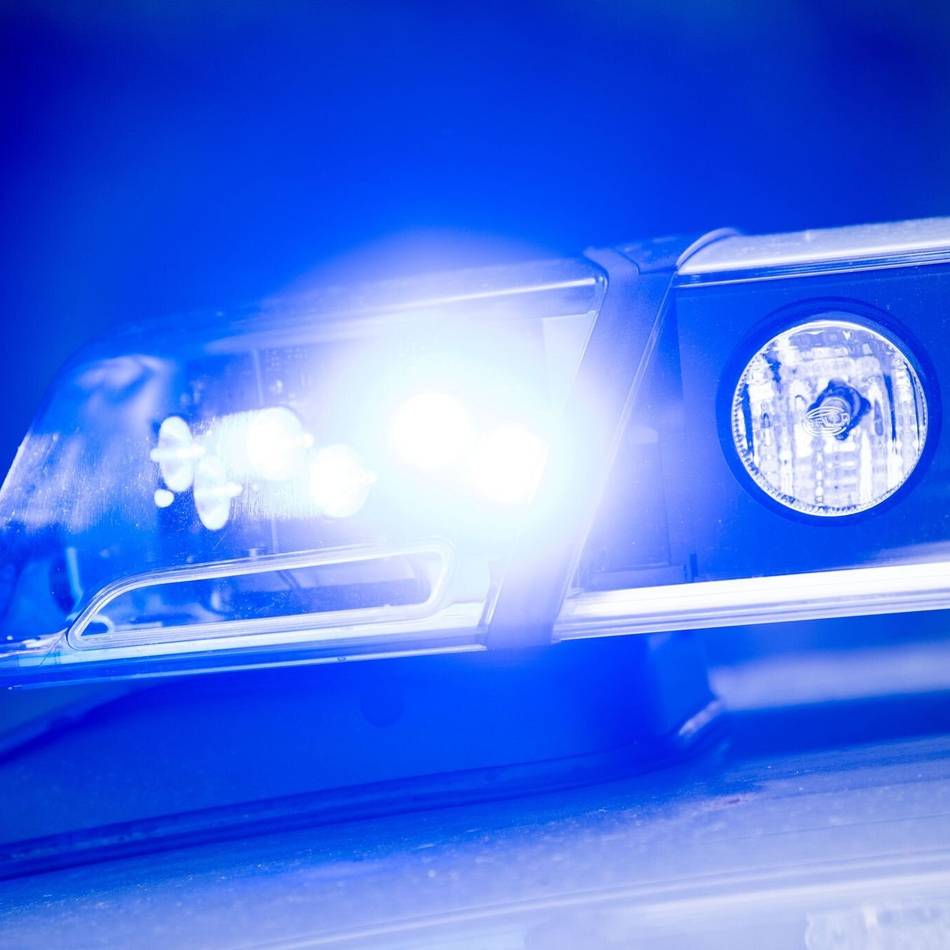 Überfall in Dinslaken: Täter würgen Opfer und rauben es aus