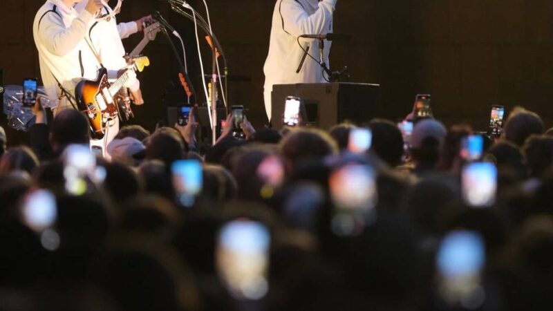 Zusatzshow im Sparkassenpark: Kraftklub spielt 2026 Konzert in Mönchengladbach