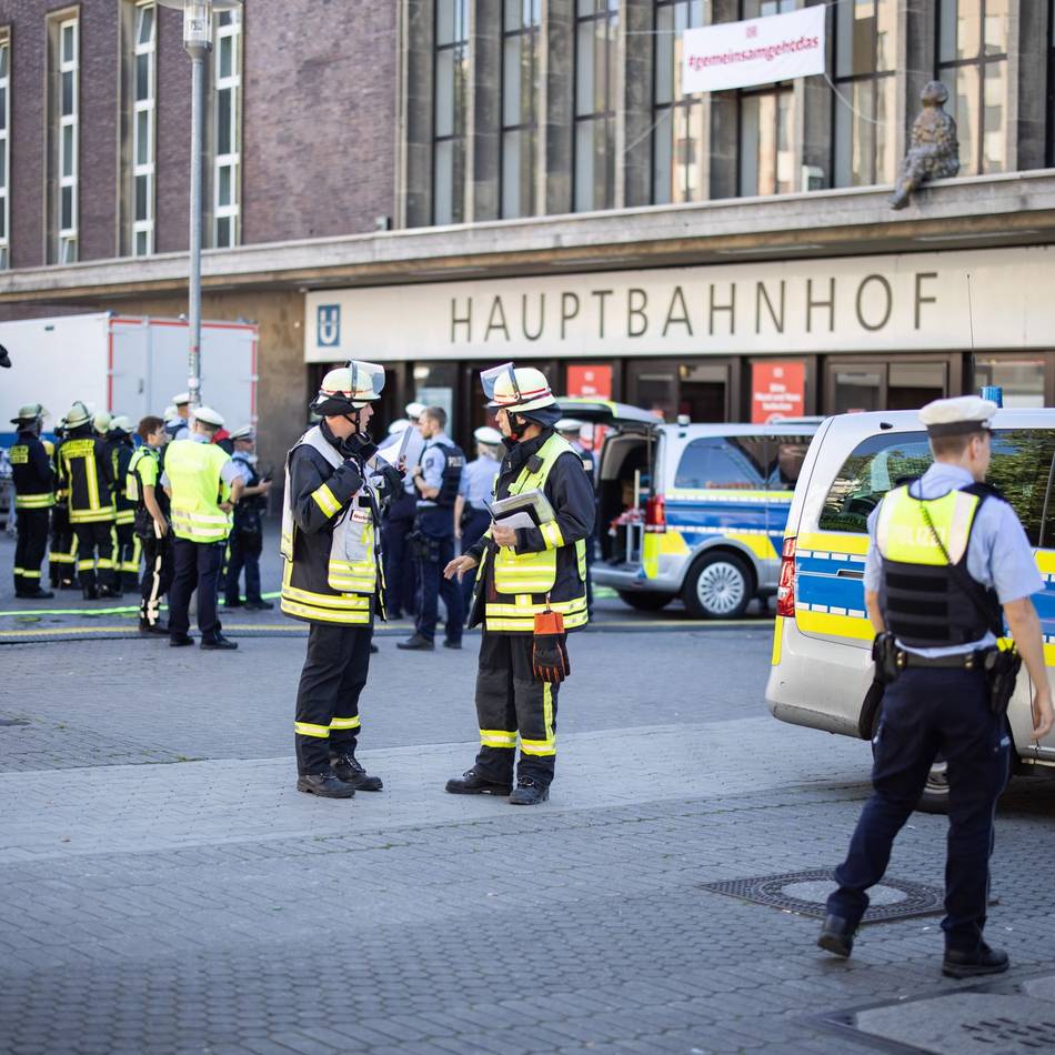 Streit in Düsseldorf: Messerangriff am Hauptbahnhof – zwei Männer schwer verletzt