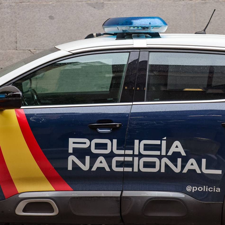 Schock vor Stadtderby: Auto fährt in Barcelona in wartende Fußballfans