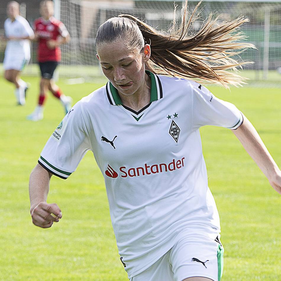 Fußballerin von Borussia Mönchengladbach: Fiona Itgenshorst hat über ihre Zukunft entschieden