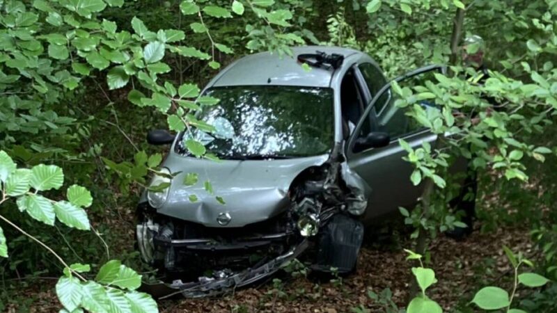 Auf der Kreisstraße 3 in Wermelskirchen: Autofahrerin schwebte nach Unfall in Lebensgefahr
