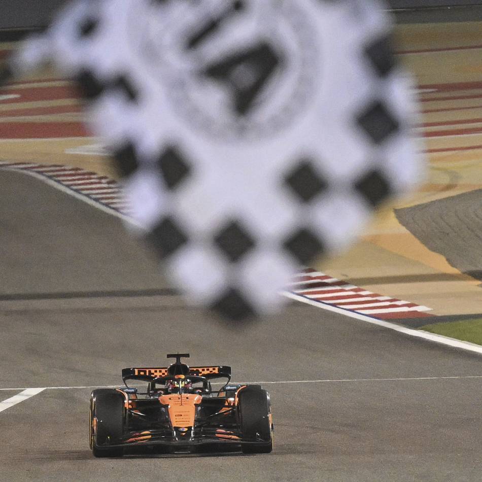 Zweiter Saisonsieg: Start-Ziel-Triumph für Piastri in Bahrain