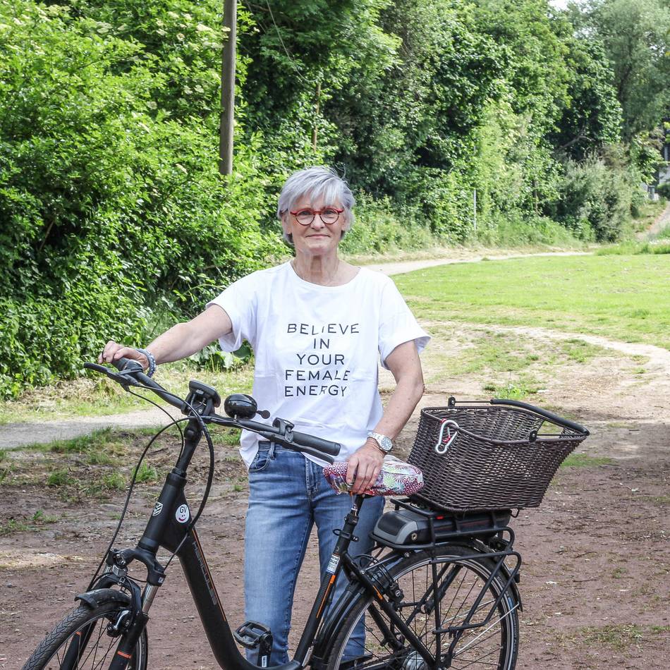 Zu steiler Weg und Bolzplatz: Ärger über Stillstand an der Waldwiese in Grevenbroich