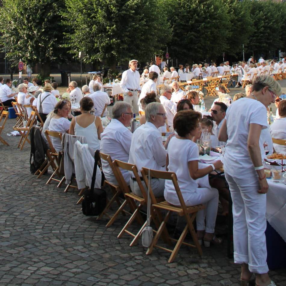 Wer dabei sein will, muss schnell sein: Anmeldephase für White Table Dinner in Aldekerk startet bald