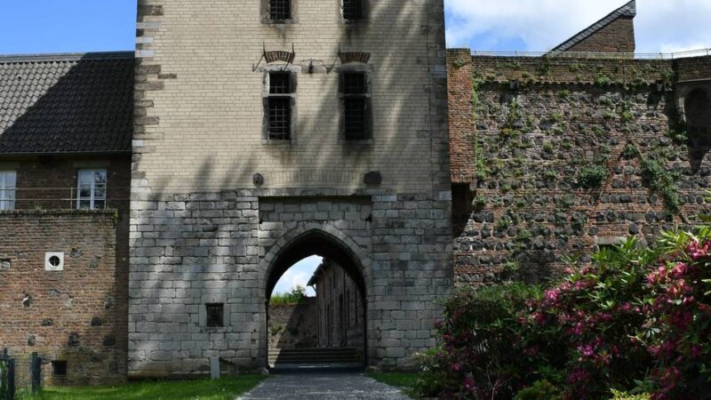 Angebot in Dormagen-Zons: Sommerführungen im Kreisarchiv