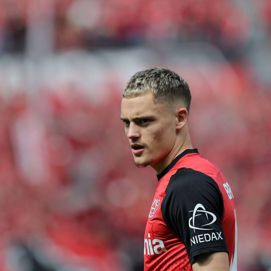Fußball-Transferblog: Nächster Klub aus England trifft sich mit Bayer-Star Wirtz