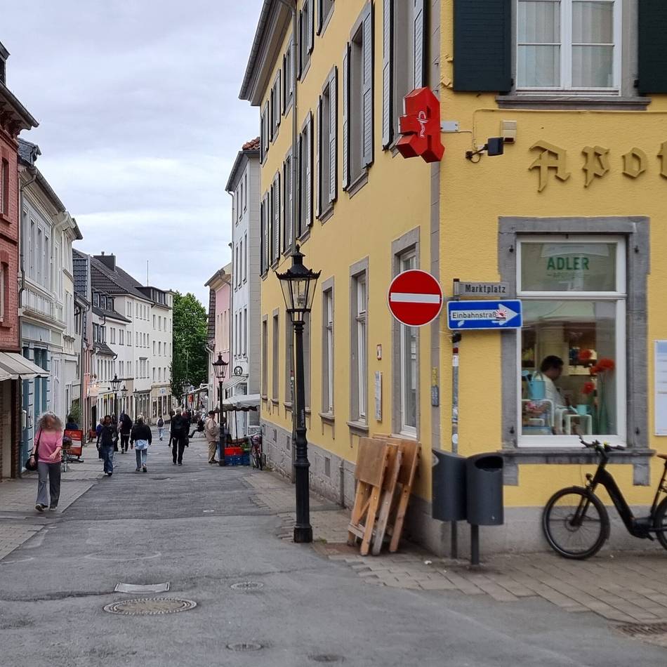 Düsseldorfer Straße: Pflasterarbeiten beginnen am Montag