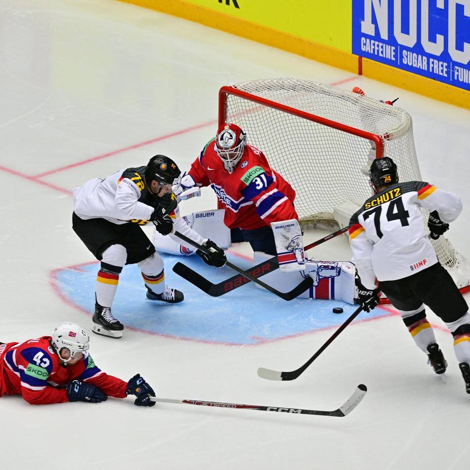 Auf brüchigem Eis: DEB-Team gewinnt kurioses Spiel gegen Norwegen