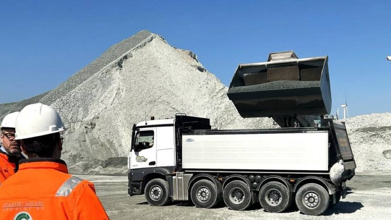 Aktivitäten im Neusser Hafen: RheinCargo vereinbart Kooperation mit Düsseldorfer Unternehmen