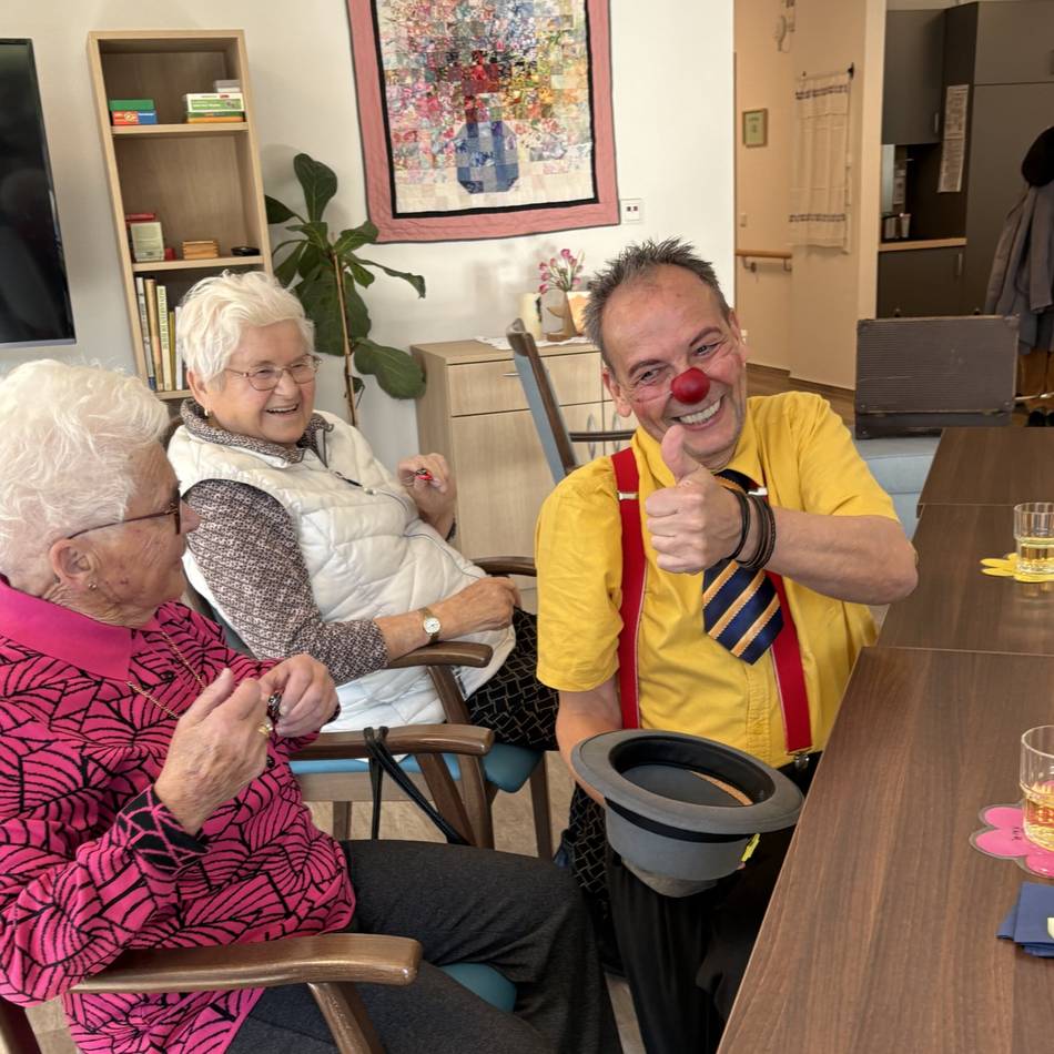 Besuch von Heinrich Bravissimo: Warum sich ein Gelderner zum Klinik-Clown ausbilden ließ