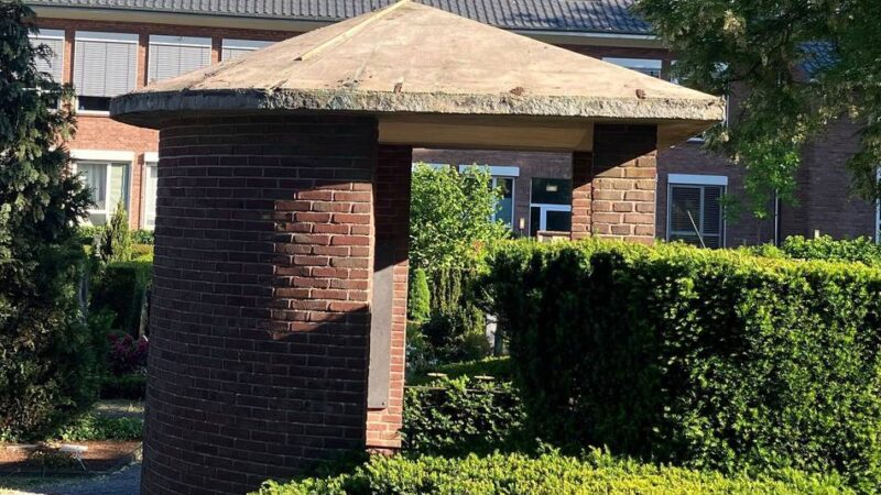 Polizei sucht Zeugen: Kupferdiebe stehlen komplettes Dach von Friedhofskapelle in Kevelaer