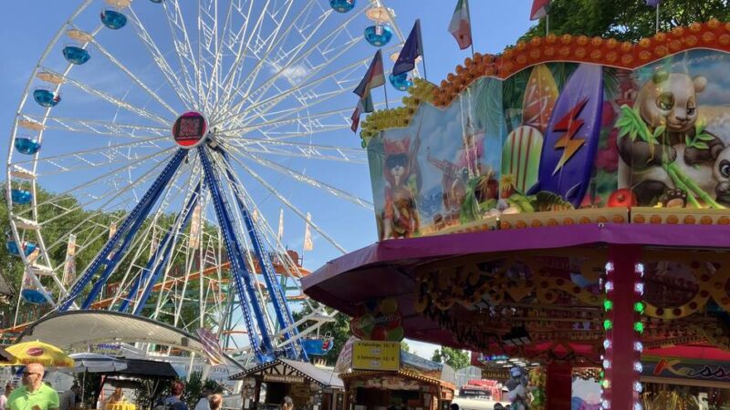Frühjahrskirmes in Krefeld: Sprödentalkirmes ist eröffnet – was das Vergnügen für Große und Kleine kostet