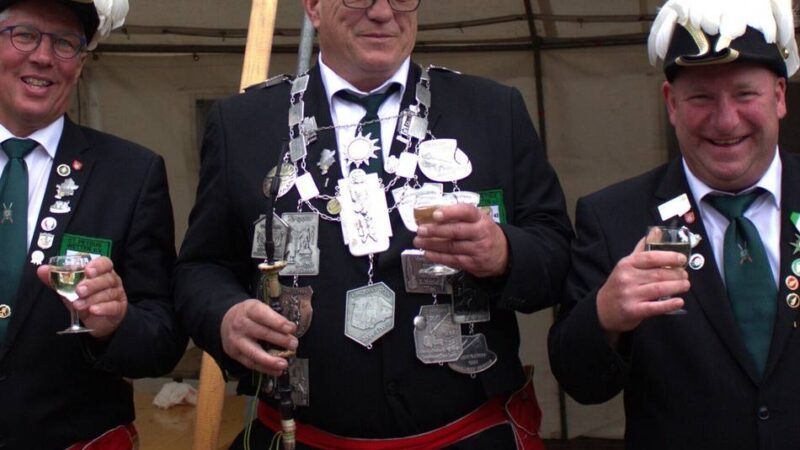 Schützenfest im Kevelaerer Ortsteil: Wilfried „Roger“ Rogge ist erneut König in Wetten