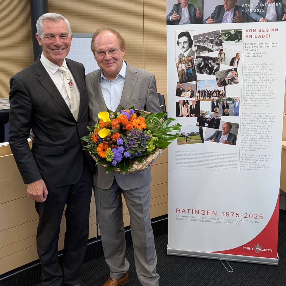 Besonderes Jubiläum: Ewald Vielhaus für 50-jährige Ratsmitgliedschaft geehrt