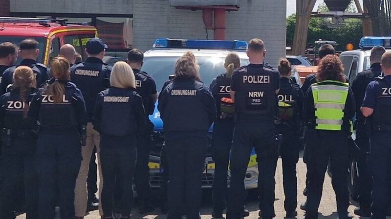 Mehrere Behörden gehen in Heiligenhaus gemeinsam vor: Großkontrolle in Hochhaus – eine Bilanz